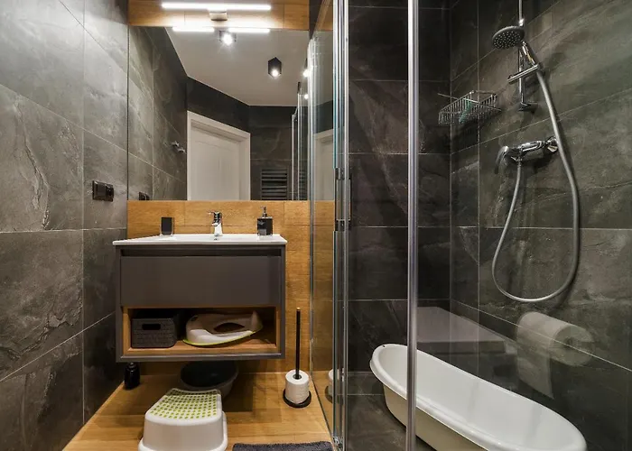 Apartament Enklava *