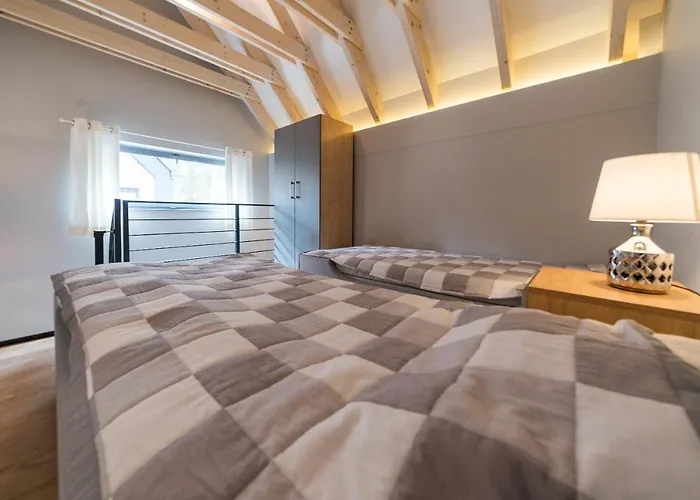 Apartament Enklava *